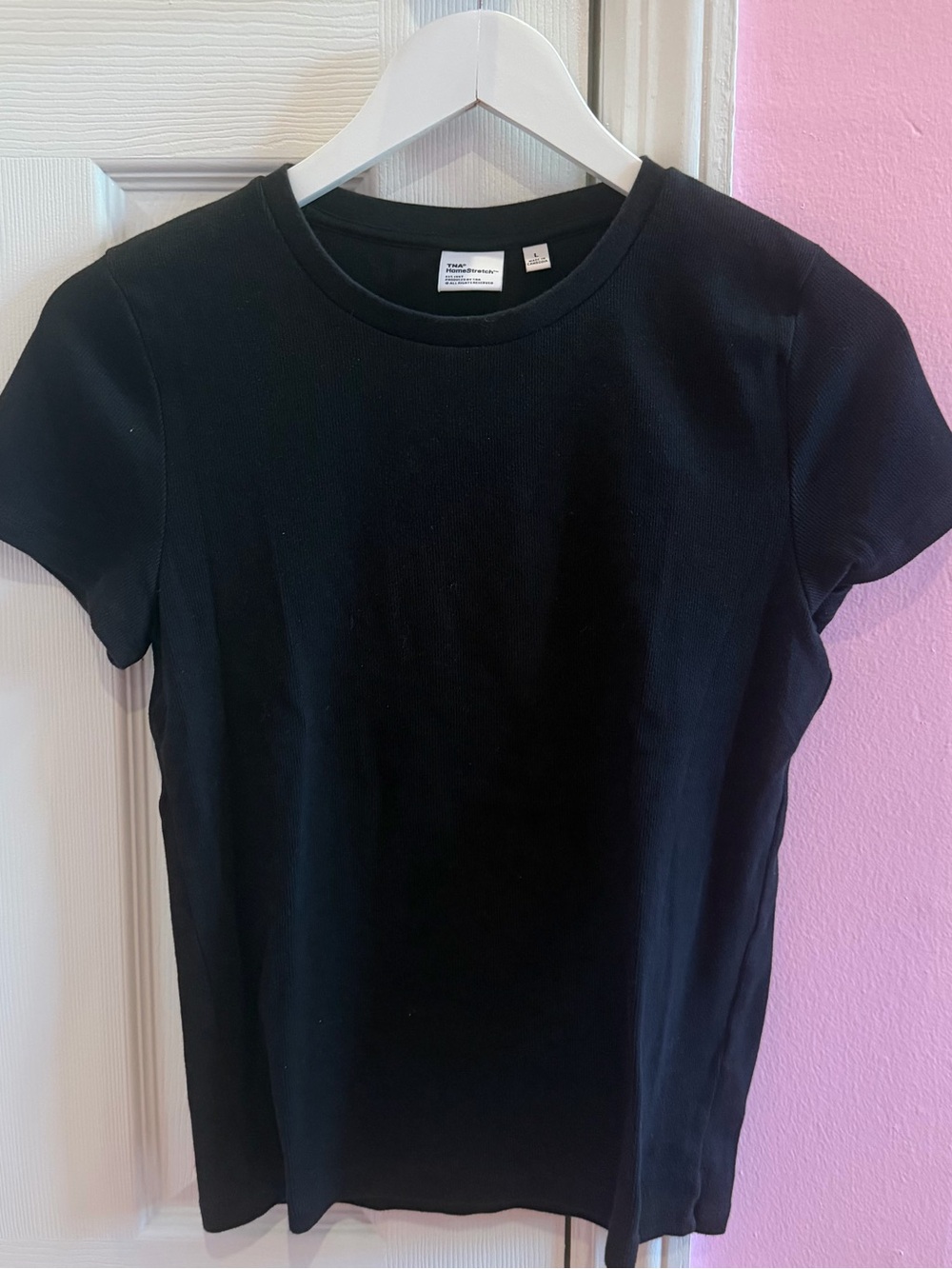 Aritzia Homestretch Classic Black Crewneck Short Sleeve Tee